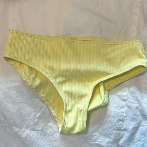 Brand new with packaging,  light yellow, girls bikini set. - Picture 3 of 3
